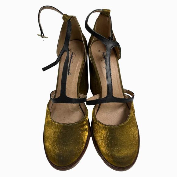 FREE PEOPLE WYTHE SATIN METALLIC T-STRAP GOLD PLATFORM HEEL SIZE 40