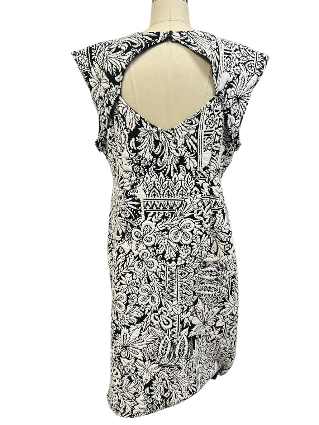 ANTHROPOLOGIE NWT JACQUARD CUT-OUT KNIT DRESSBLACK IVORY SIZE XL