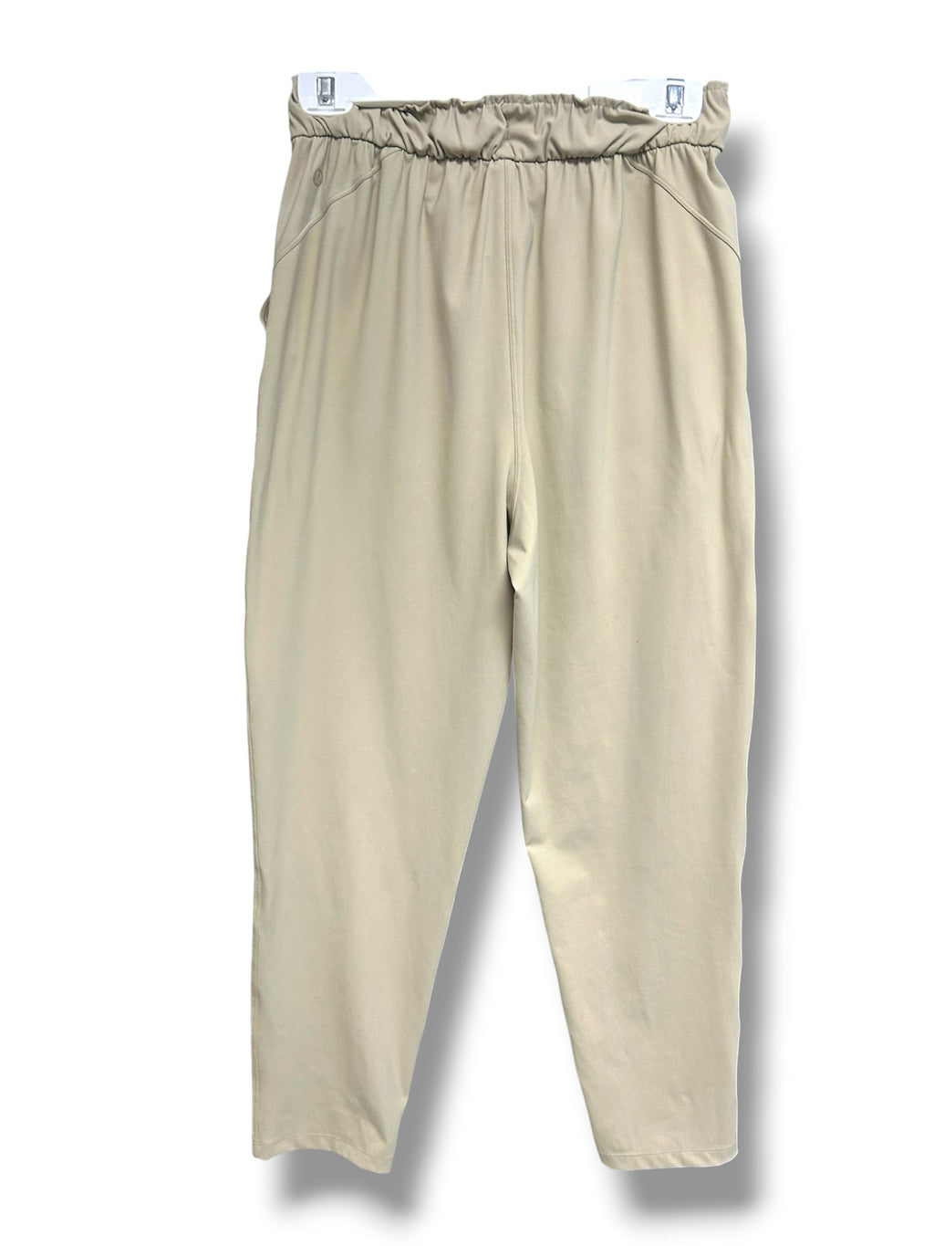 LULULEMON ON THE FLY TAN PULL ON 7/8 PANTS SIZE 6