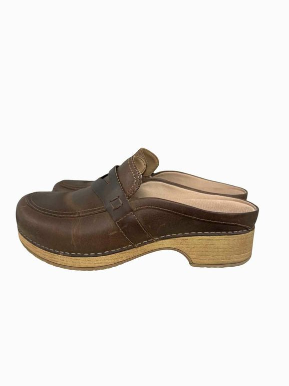 DANSKO BEL OILED LOAFER CLOG SIZE: 8