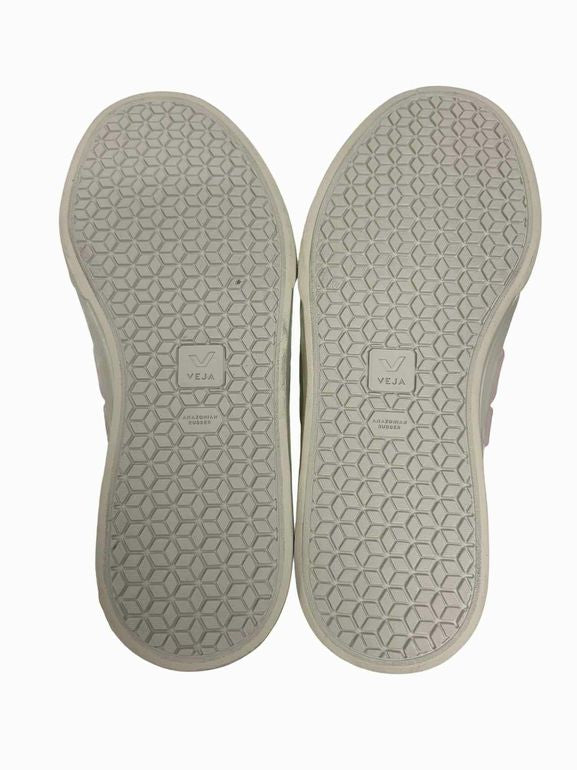VEJA NWOB EXTRA WHITE PLATINE RECIFE LOGO SNEAKER SIZE: 7