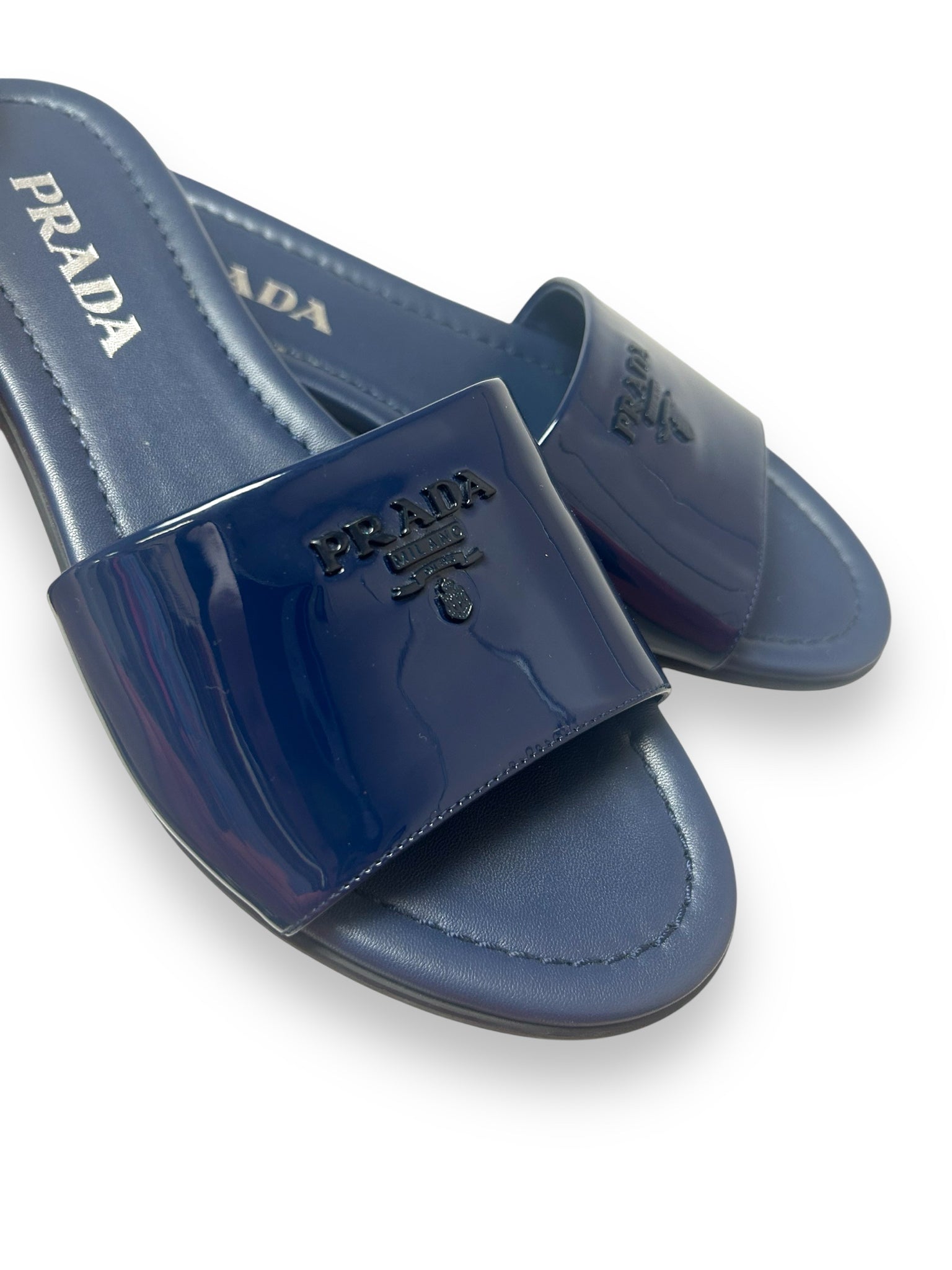 PRADA NAVY PATENT LEATHER LOGO SLIDES SIZE 9