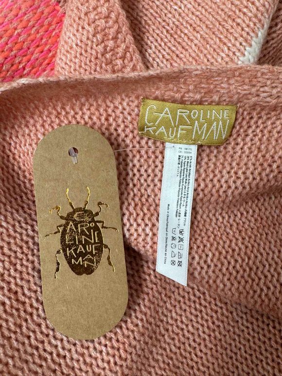 ANTHROPOLOGIE NWT! CAROLINE KAUFMAN FAIRBANKS KNIT PINK PONCHO SIZE ONE SIZE