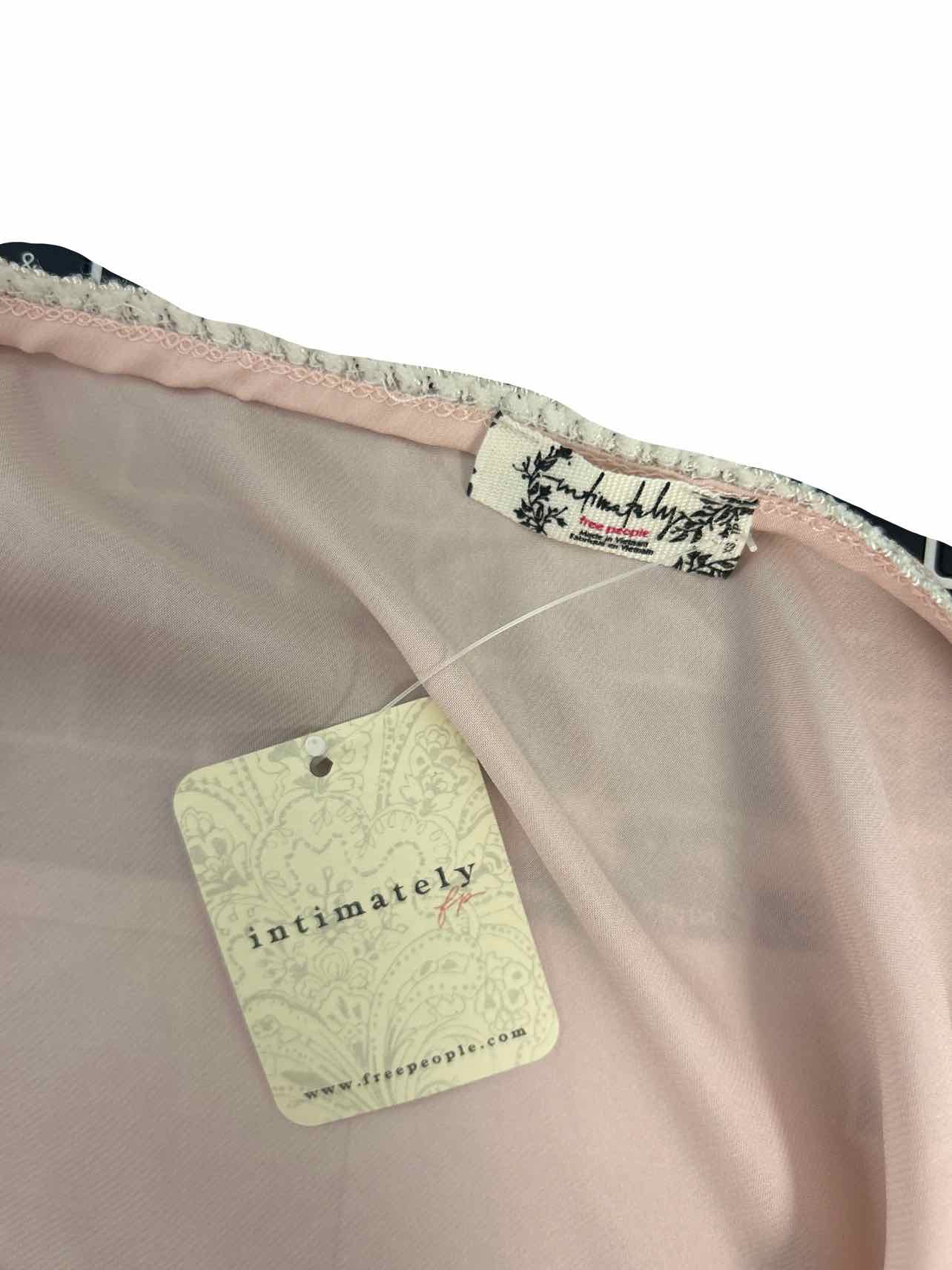 FREE PEOPLE NWT SILK LACE TRUMPET SKIRT SIZE: XS