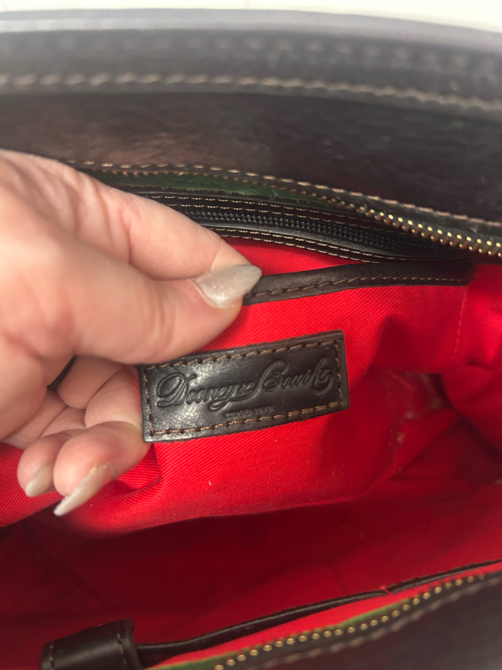 DOONEY AND BOURKE BLACK LEATHER FLORENTINE MEDIUM SATCHEL