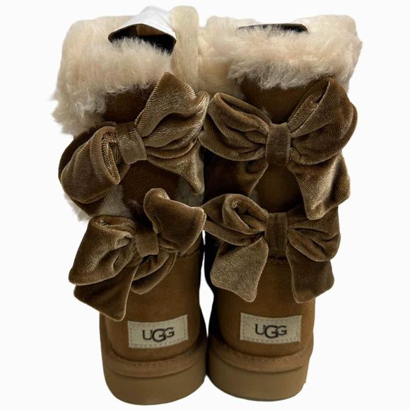 UGG NIB! BAILEY BOW VELVET RIBBON CHESTNUT BUUTS SIZE 9