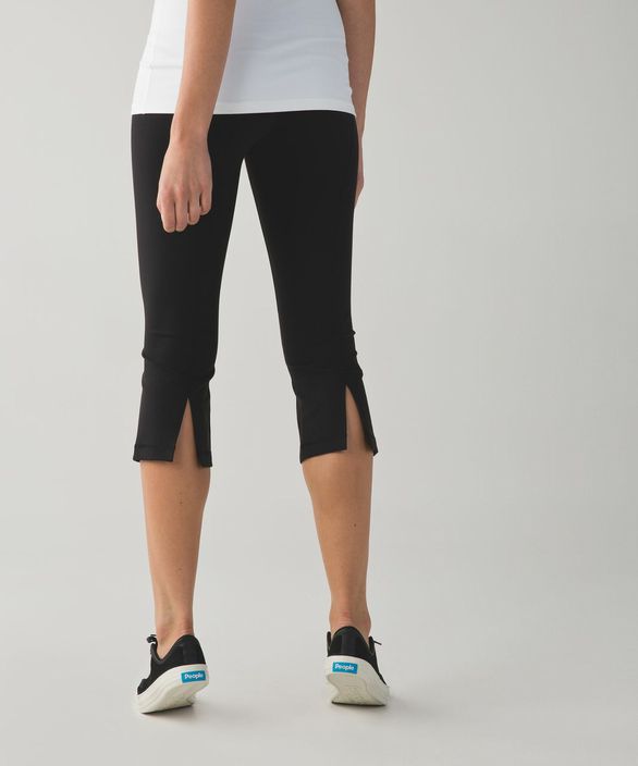 LULULEMON NWT! GATHER & CROW CROP II BLACK LEGGINGS SIZE 4