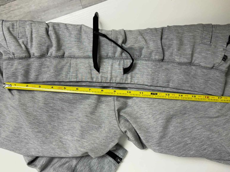 TOMMY JOHN GRAY SWEATPANTS SIZE L