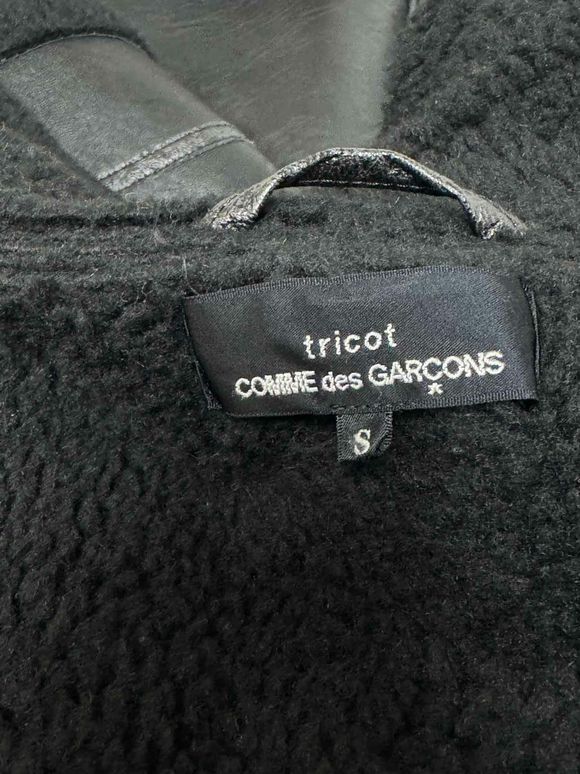 COMME DES GARCONS FAUX LEATHER SHERPA LINED BLACK COAT SIZE S