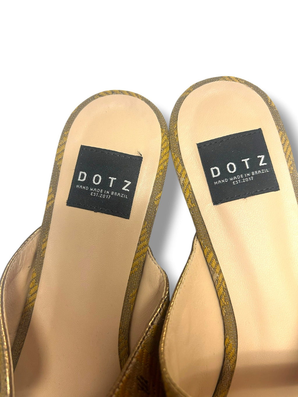 DOTZ JALARIA POINTED TOE SLIP ON MULES SIZE 40 US 10