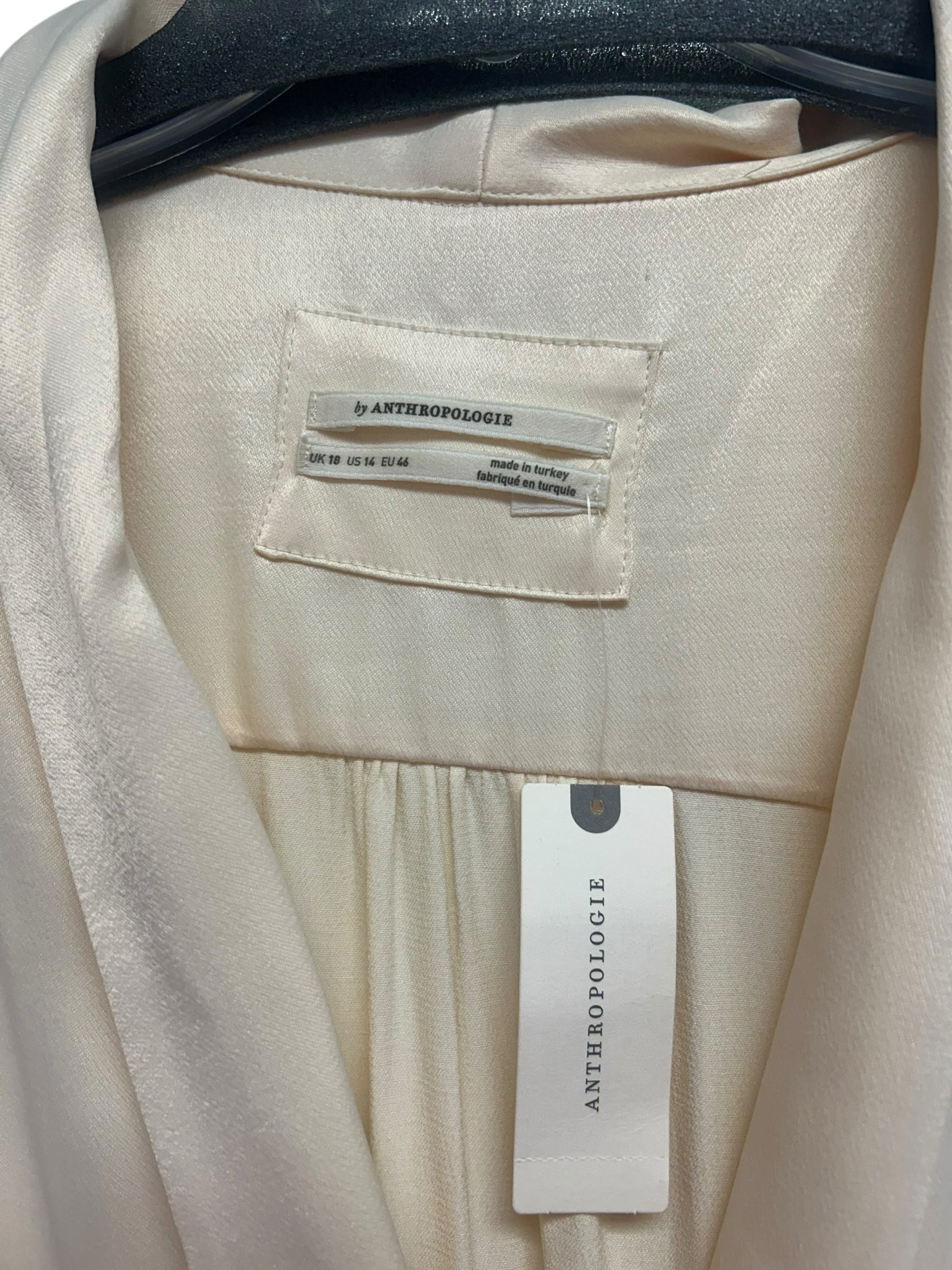 NWT ANTHROPOLOGIE TWIST FRONT SATIN SLEEVELEESS CREAM LONG DRESS SIZE 14