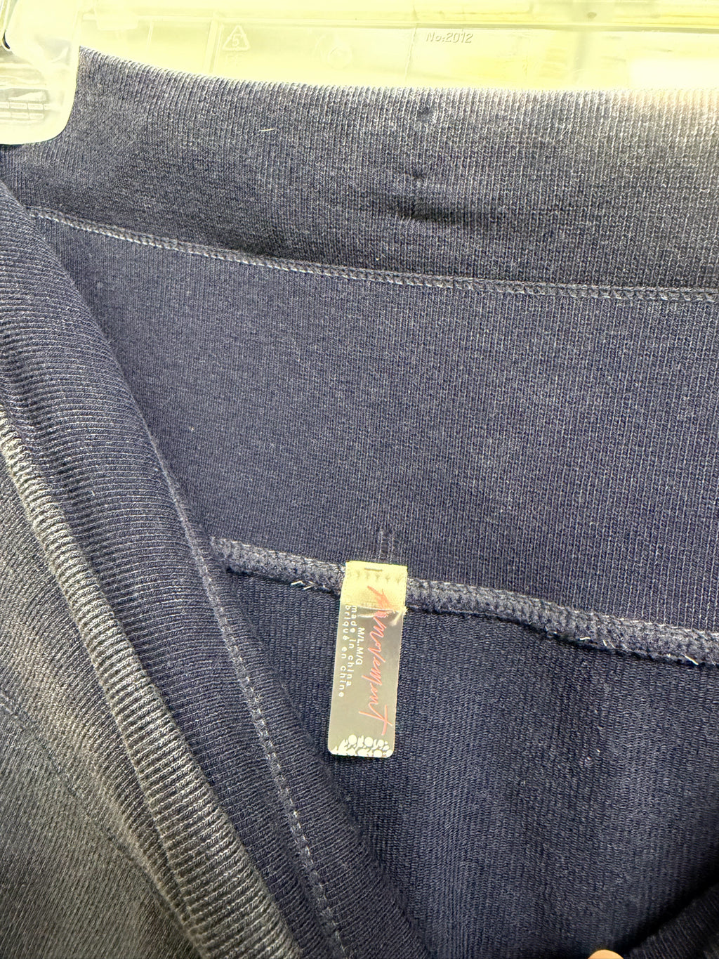 FP MOVEMENT GO TO RIBBED NAVY BLUE LEGGINGS SIZE MEDIUM