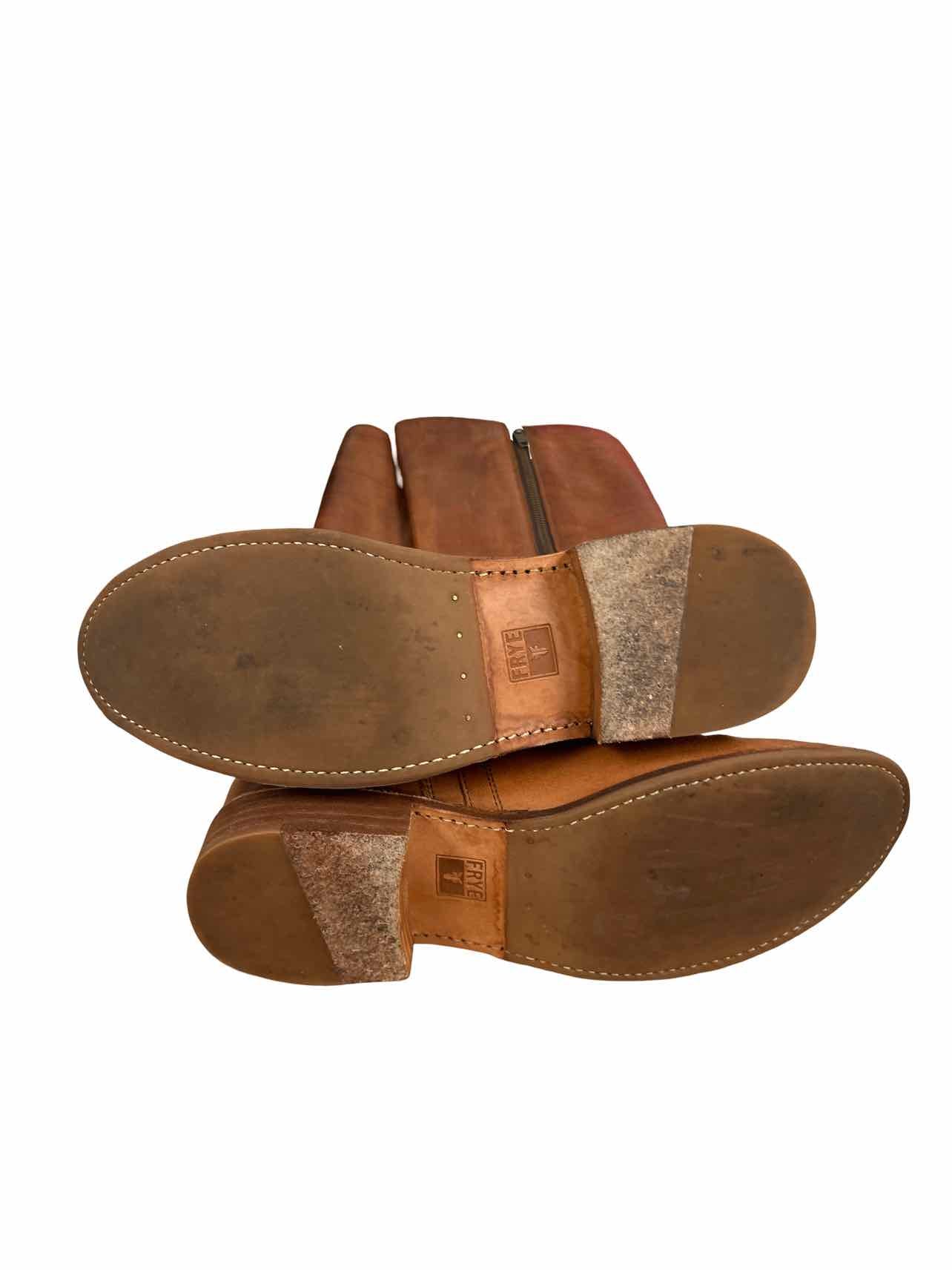 FRYE SHIRLEY SHIELD TALL BOOT SIZE: 9