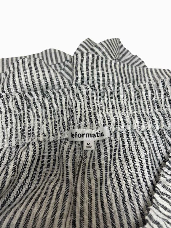 REFORMATION MILA 100% LINEN PULL ON SHORTS SIZE: M