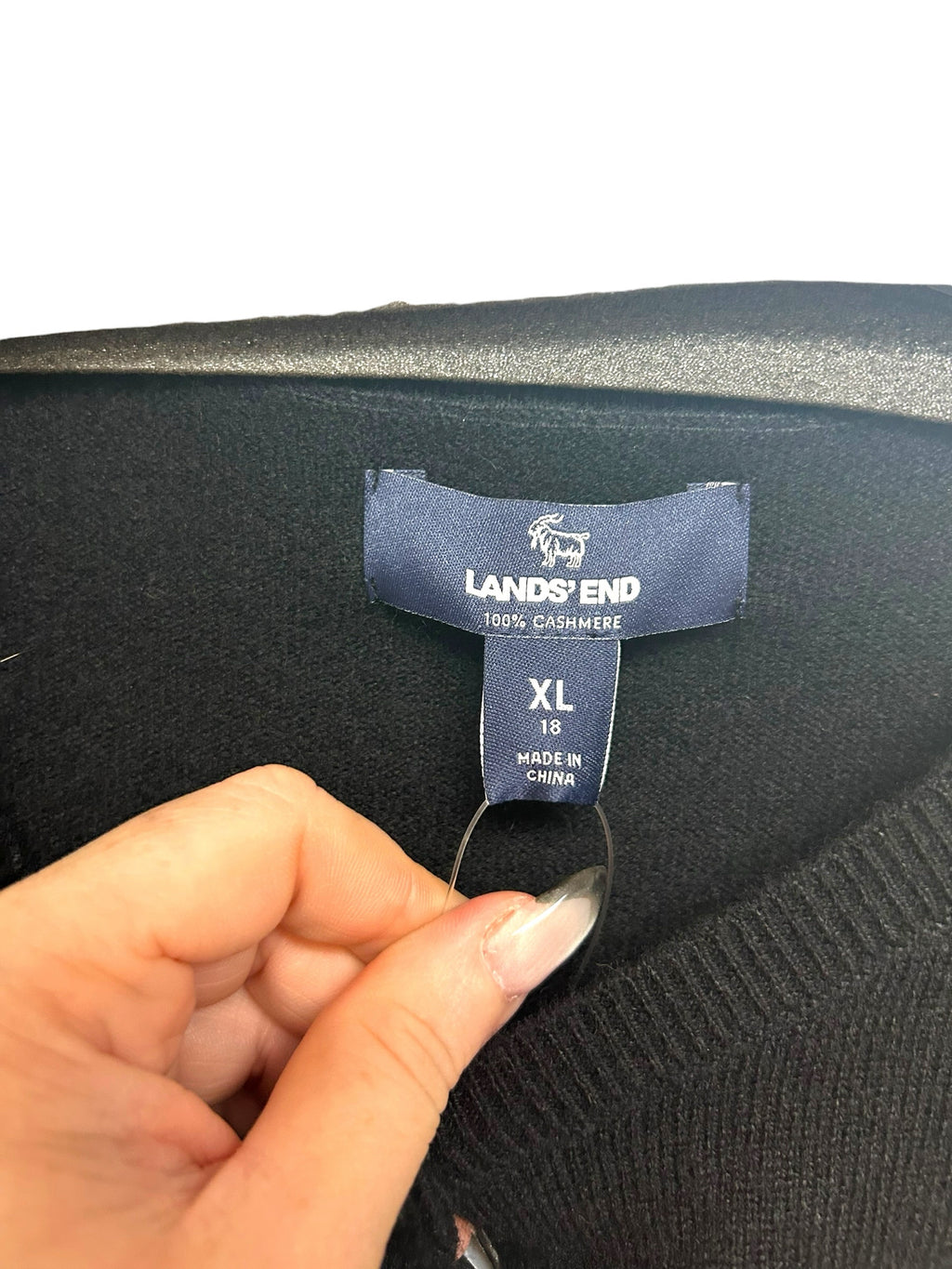 NWT WOMEN'S LANDS END BLACK 100% CASHMERE BUTTON UP CARDIGAN SIZE XL