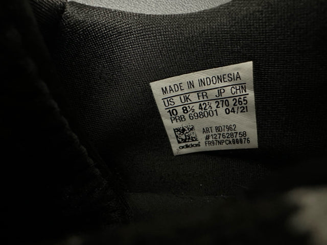 ADIDAS SWIFT RUN LEOPARD PRINT SNEAKER SIZE 10