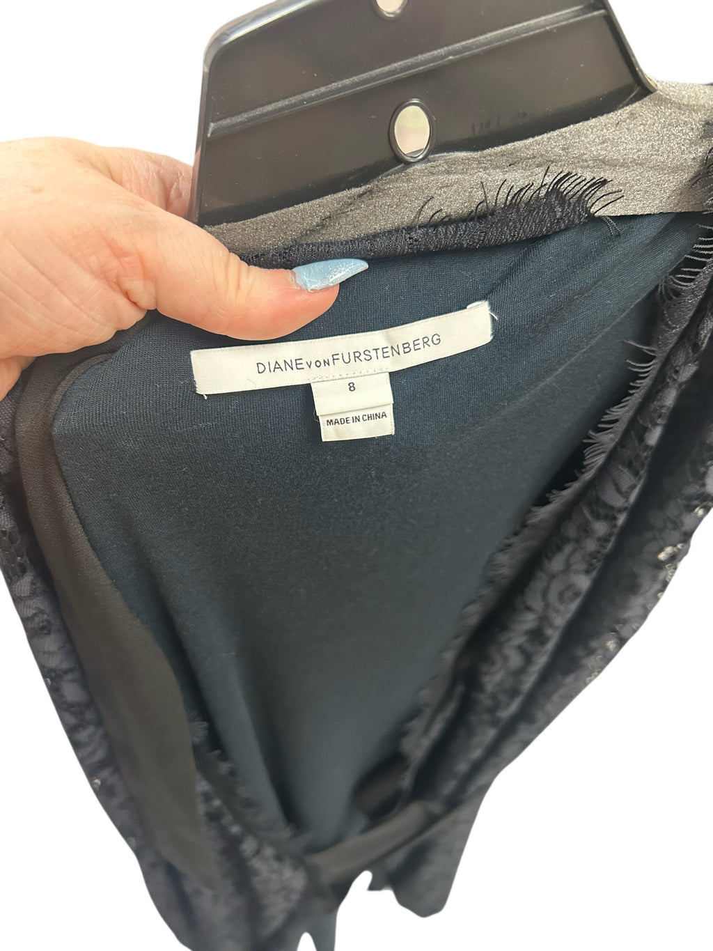 DVF JULIANNA BLACK LACE SLEEVELESS WRAP DRESS SIZE 8