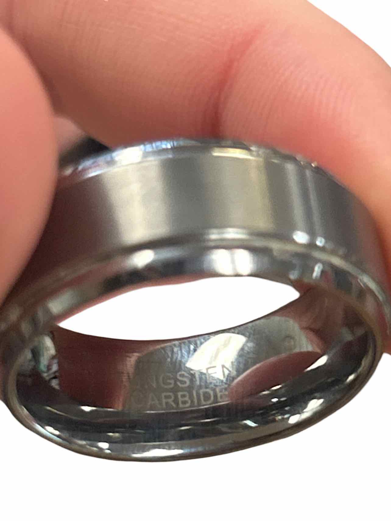 BLUE NILE MEN'S BRUSHED AND POLISHED TUNGSTEN CARBIDE WEDDING BAND 600930TG - WEARHOUSE  CONSIGNMENT