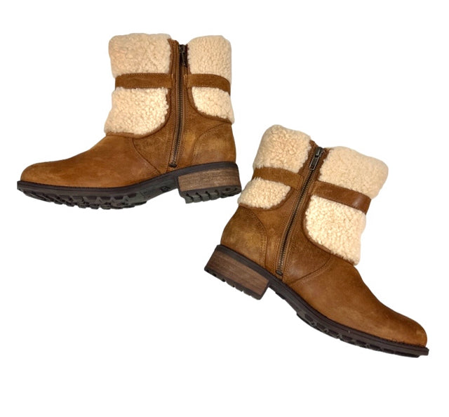 UGG BLAYRE II CUFFED SHERPA BOOT 8.5