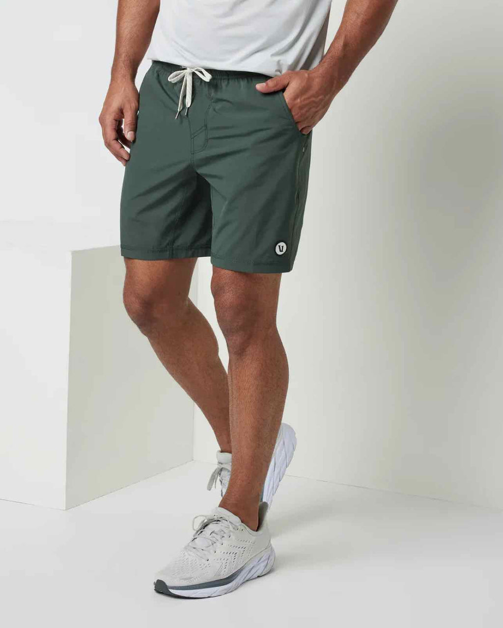 VUORI Lined Kore 7" Inseam Hybrid Board Athletic Active SIZE: M