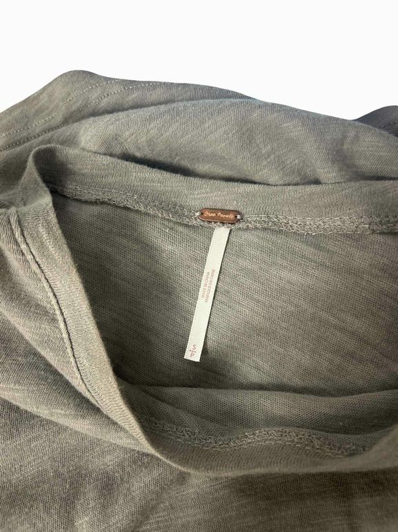 FREE PEOPLE  AFTER DARK CUFF LONG SLEEVE TEE SIZE: S