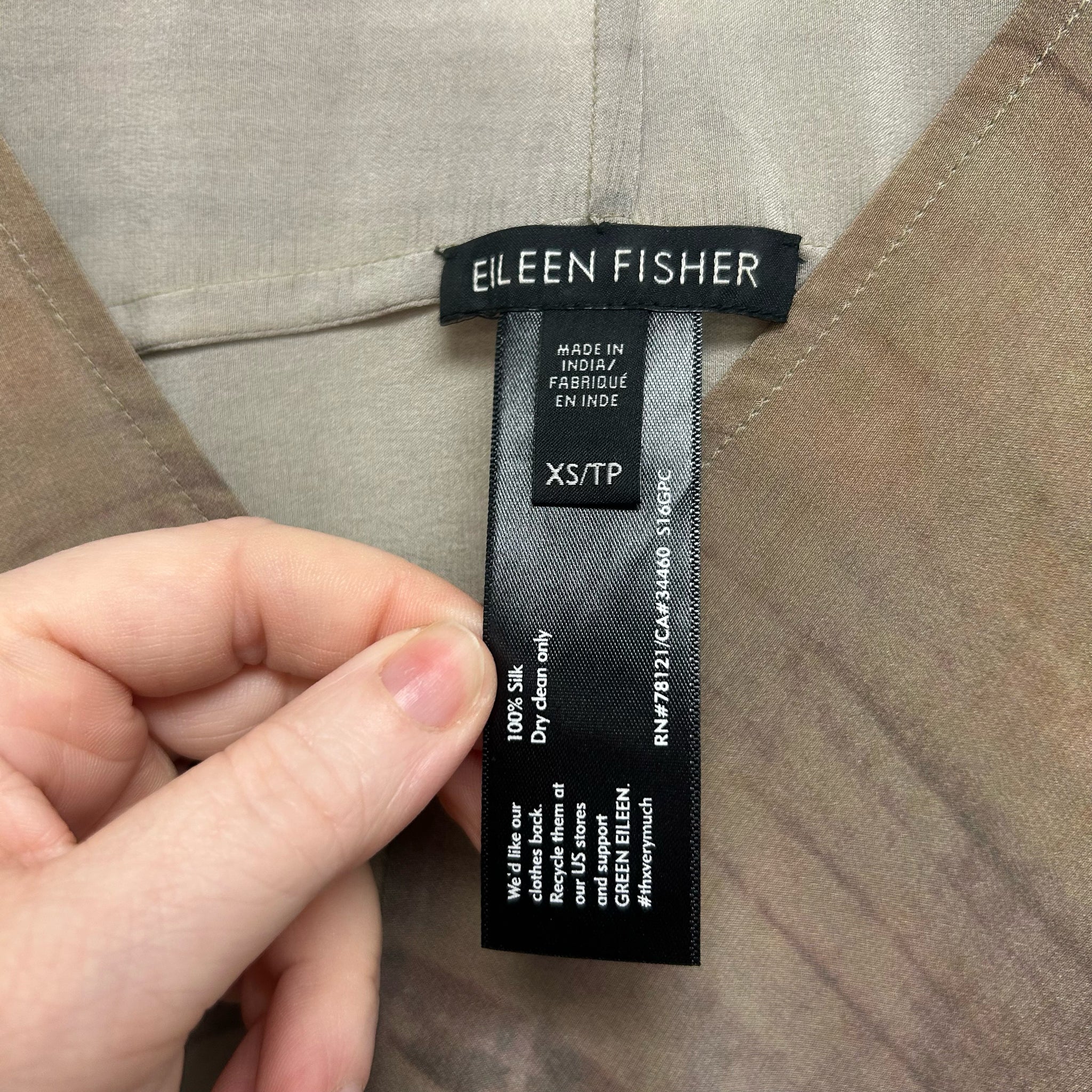 EILEEN FISHER SILK GROVE PRINT TUNIC V NECK BLOUSE SIZE XS