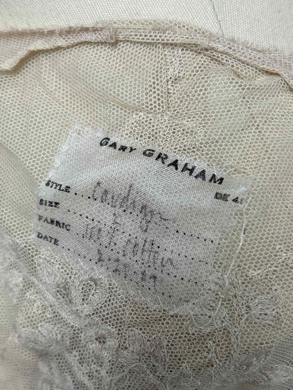 GARY GRAHAM 100% COTTON LACE CROP CARDIGAN SIZE: 2