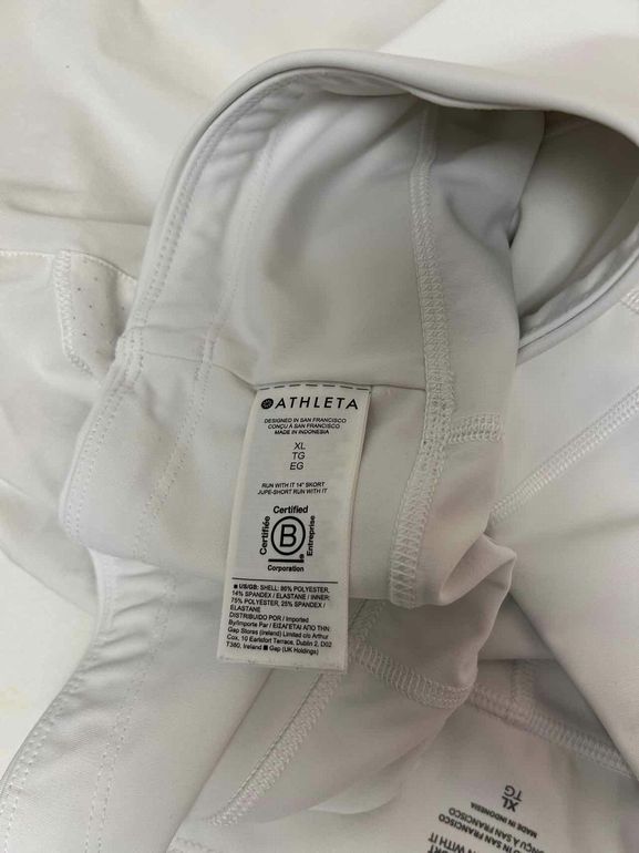 ATHLETA RUN WITH IT 14" SKORT SIZE: XL