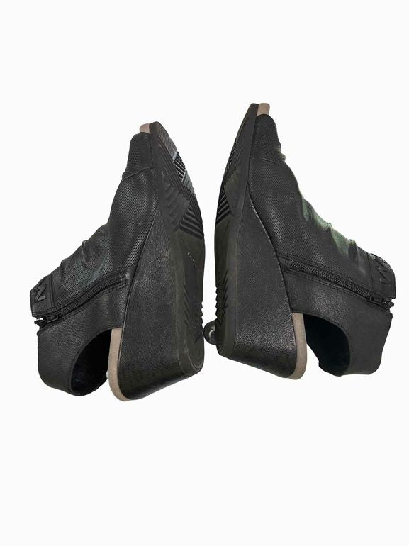 EARTH LEATHER PEEP-TO WEDGE HEELS SIZE: 10