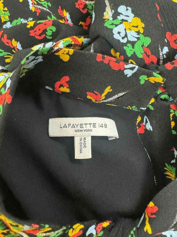 LAFAYETTE BLACK METALLIC FLORAL TWIST FRONT BLACK FLORAL BLOUSE SIZE 8