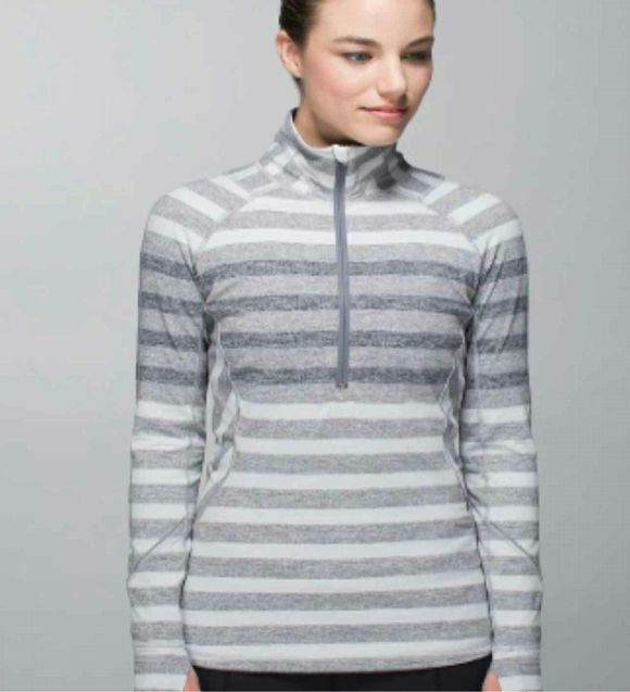 LULULEMON NWT! RACE YOUR PACE QUARTER ZIP WITH GRAY STRIPES SIZE 4