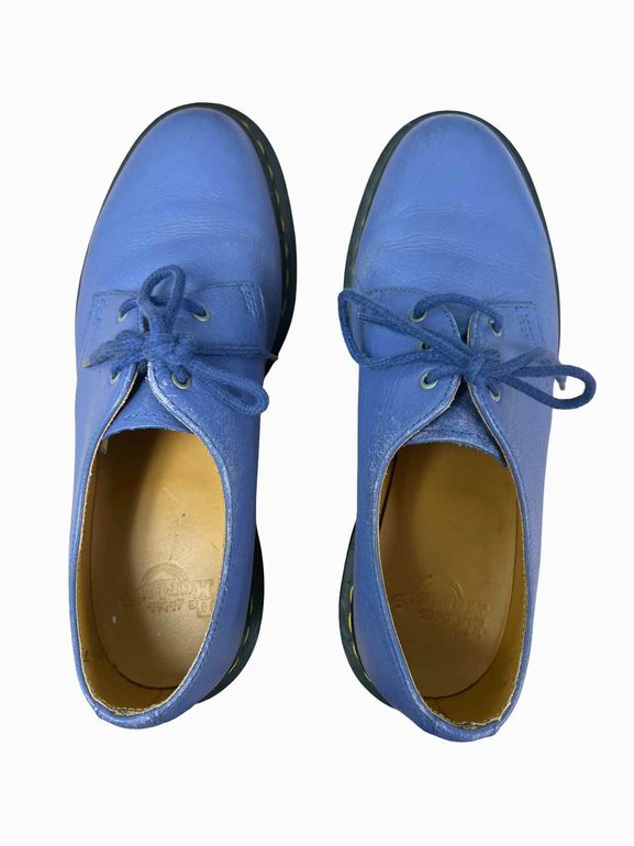 DR MARTENS AIR WAIR LACE-UPS SIZE: 8