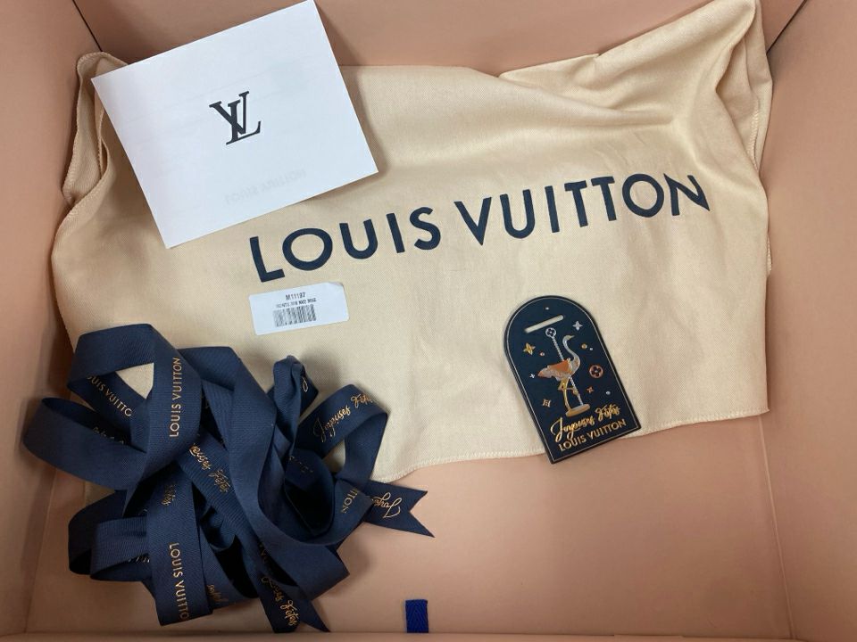 NEW IN BOX LOUIS VUITTON MONTSOURIS MM MONOGRAM CANVAS BACKPACK