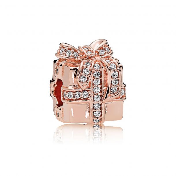 BRAND NEW Pandora 2024 charm rosegold