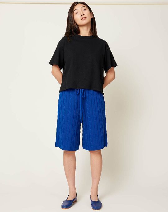 6397 CABLE SHORTS BRIGHT BLUE SIZE: XS