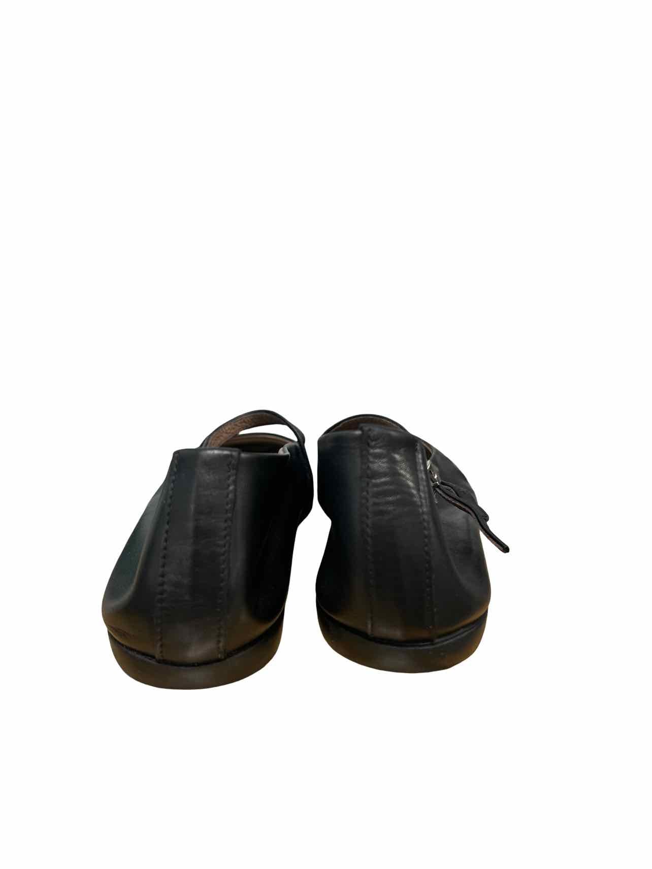 WONDER ASYMMETRIC DOUBLE STRAP LEATHER FLATS SIZE: 41