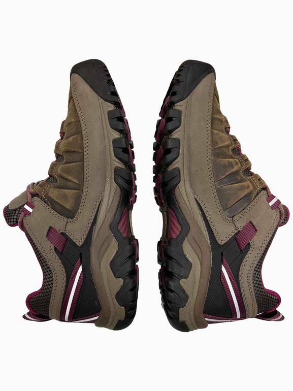KEEN Size 9.5 BROWN WSHOES-01