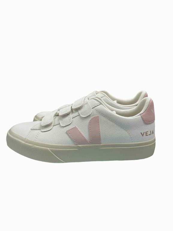 VEJA NWOB EXTRA WHITE PLATINE RECIFE LOGO SNEAKER SIZE: 7