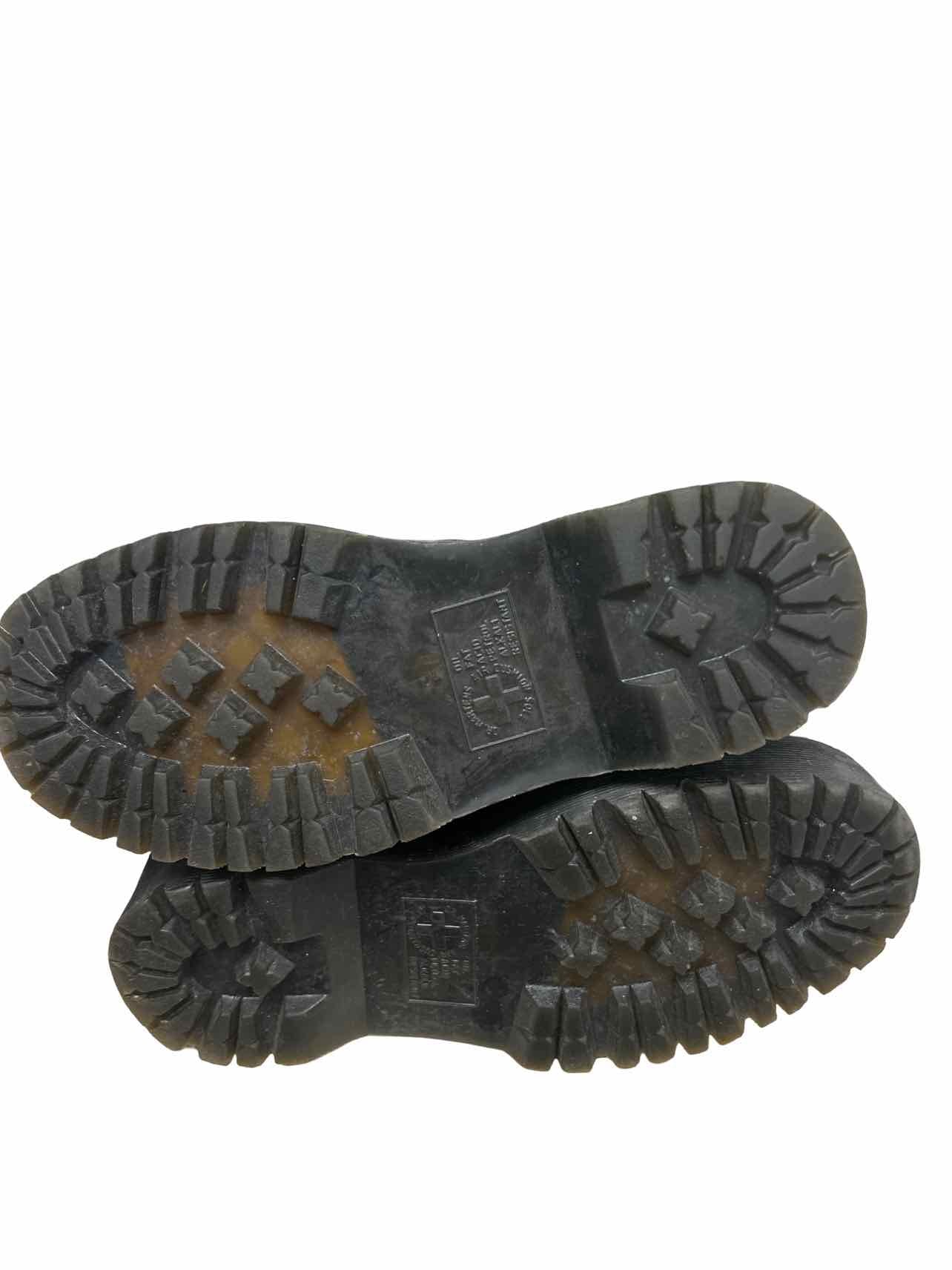 DR MARTENS SINCLAIR PLATFORM CROC EMBOSSED SIZE: 7