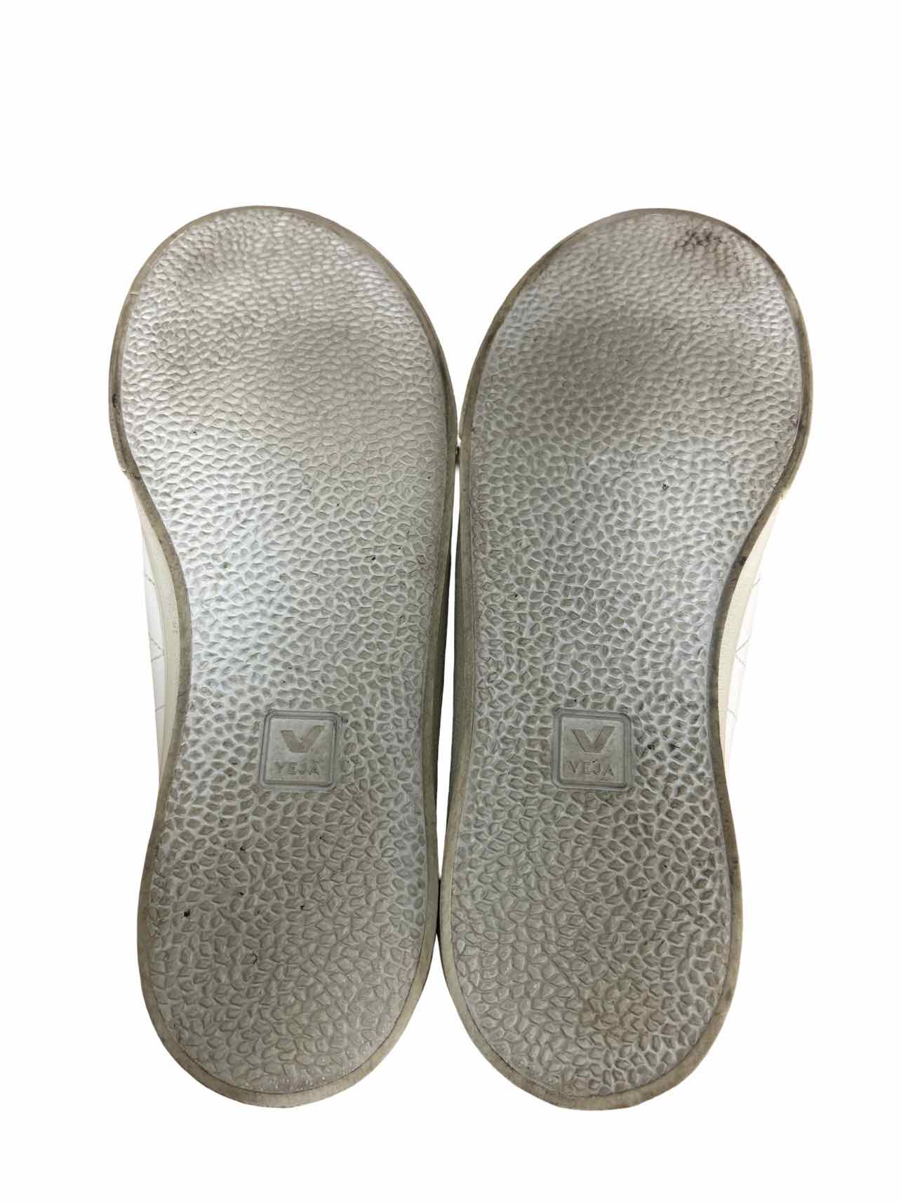 VEJA ESPLAR LEATHER LOGO SNEAKERS SIZE: 8