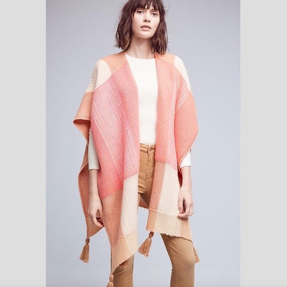 ANTHROPOLOGIE NWT! CAROLINE KAUFMAN FAIRBANKS KNIT PINK PONCHO SIZE ONE SIZE - WEARHOUSE  CONSIGNMENT