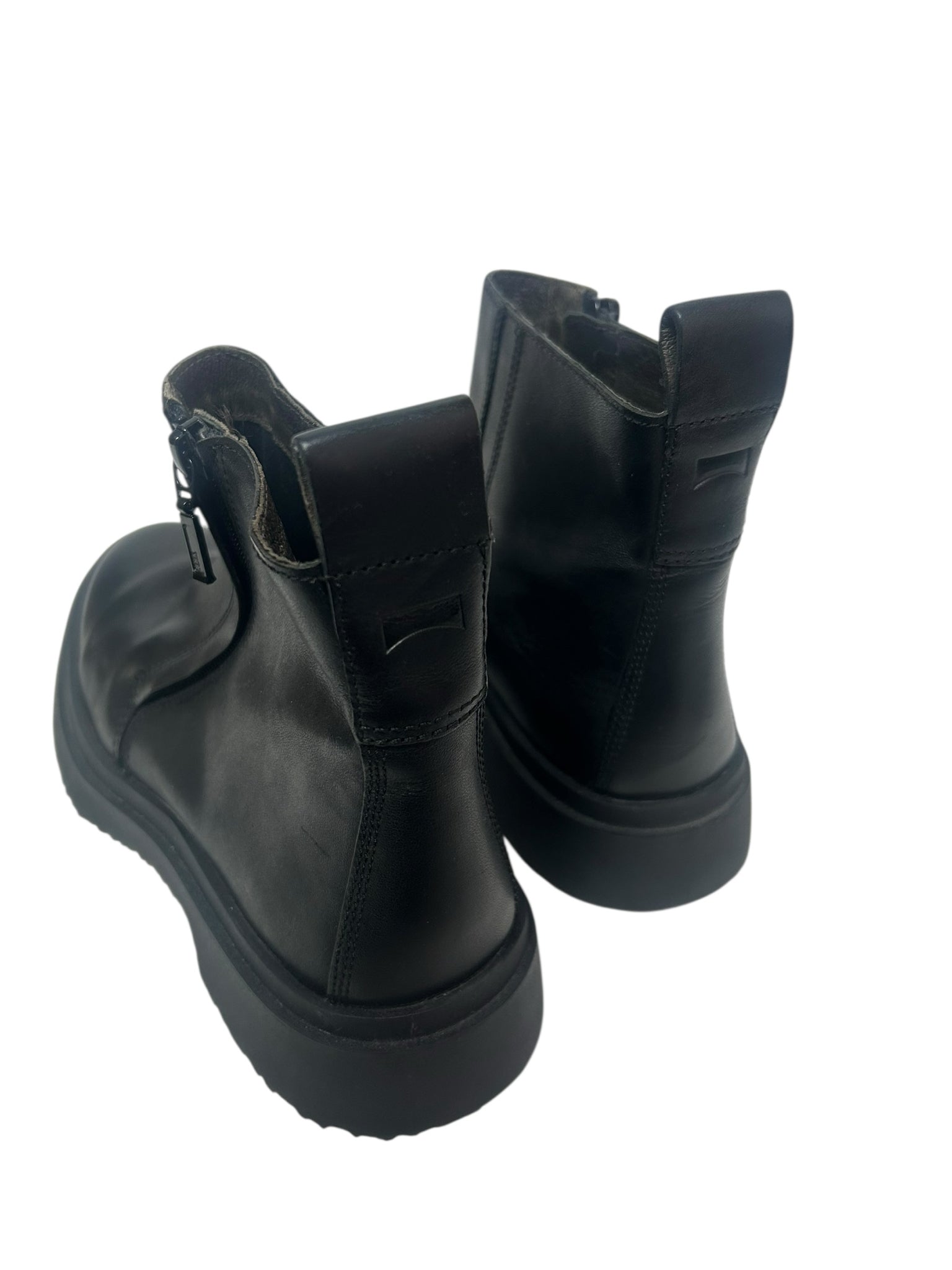CAMPER BLACK LEATHER WALDEN CHELSEA CHUNKY ANKLE BOOTS SIZE 38 US 7.5