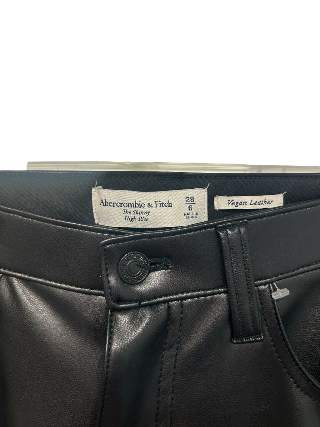 ABERCROMBIE & FITCH CURVE LOVE THE SKINNY HIGH RISE FAUX LEATHER PANT SIZE 6 - WEARHOUSE  CONSIGNMENT