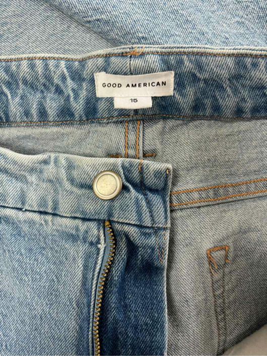 GOOD AMERICAN  HIGH WAISTED JEAN SIZE SIZE 15