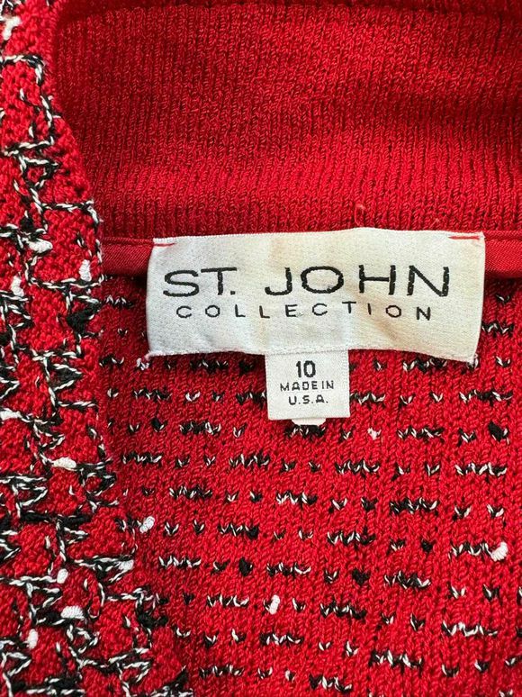 ST JOHN COLLECTION BOUCLE KNIT GOLD BUTTON RED/BLACK BLAZER SIZE 10