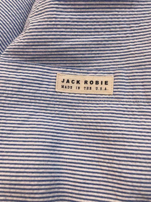 JACK ROBIE SEERSUCKER BUTTON DOWN BLUE/WHITE SHIRT SIZE M