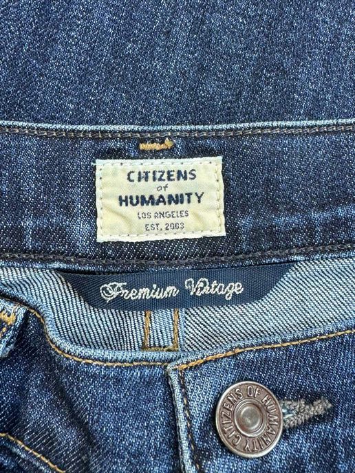 CITIZENS OF HUMANITY DARK JEANS SIZE 26