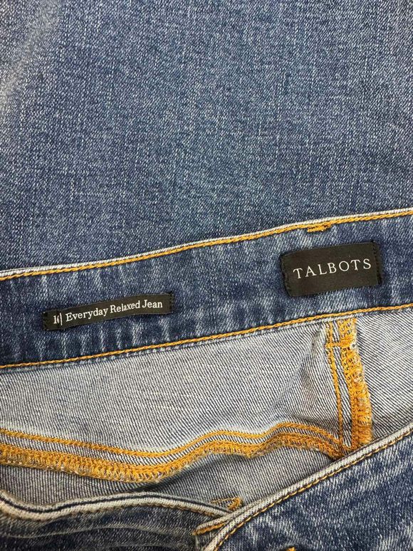 TALBOTS EVERYDAY RELAXED BUTTON FLY DENIM JEANS SIZE 16