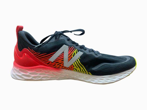 NEW BALANCE RED AND BLACK NEW BALANCE SIZE 14
