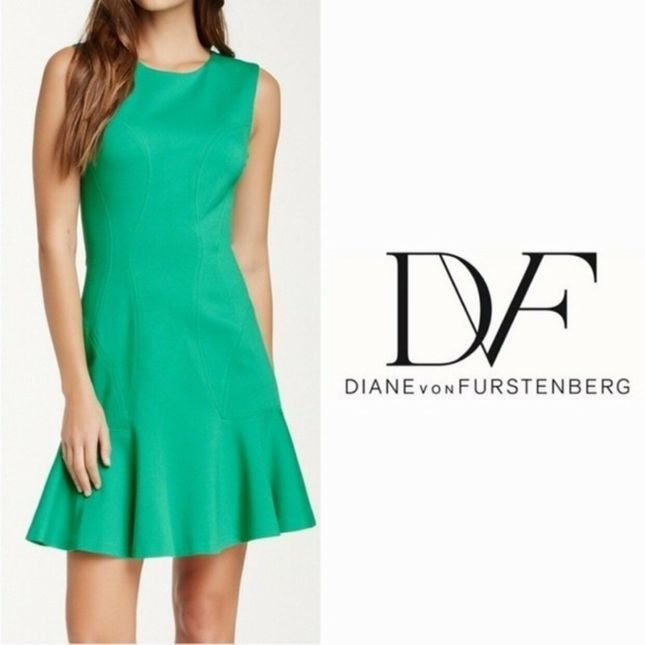 DIANE VON FUER NWT! JAELYN SLEEVELESS FIT AND FLARE GREEN DRESS SIZE 12
